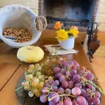Valdelajara A 20 Minutos De Puy Du Fou בית נופש *